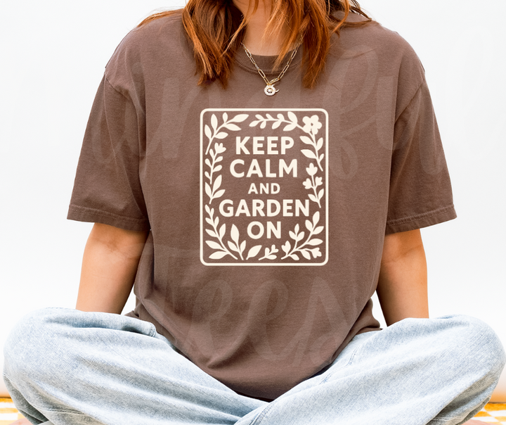 "Keep Calm And Garden On" Funny Plant Lover Tee Design Unisex heavyweight t-shirt