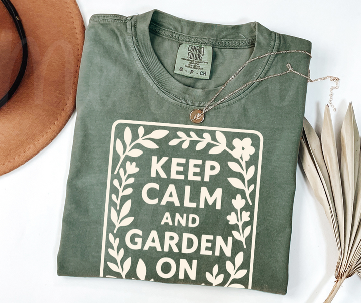"Keep Calm And Garden On" Funny Plant Lover Tee Design Unisex heavyweight t-shirt