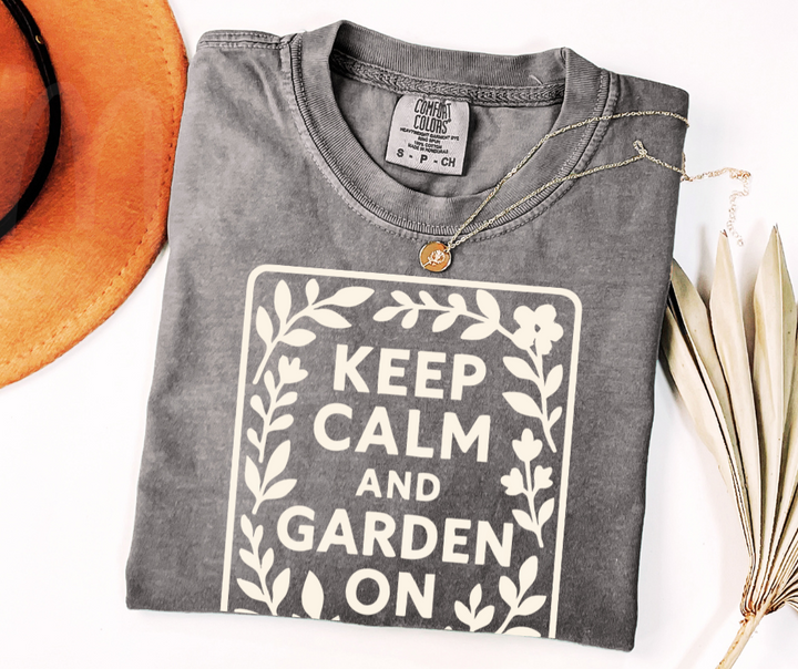 "Keep Calm And Garden On" Funny Plant Lover Tee Design Unisex heavyweight t-shirt